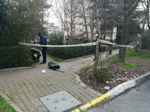 Bakırköy'de silahlı saldırı: 1 yaralı