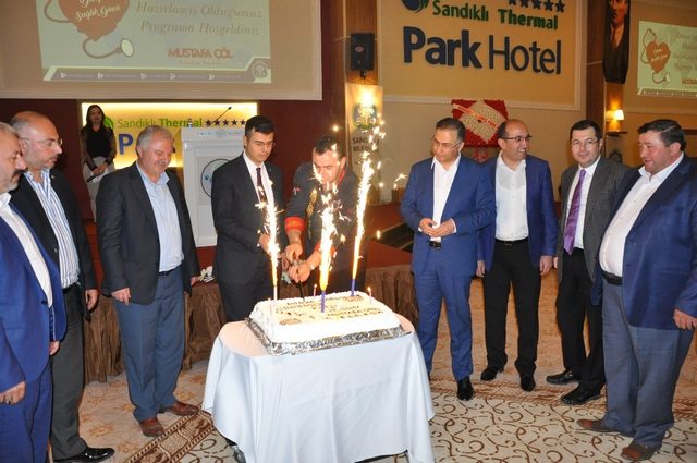 SANDIKLI’DA DÜNYA SAĞLIK GÜNÜ YEMEĞİ 38