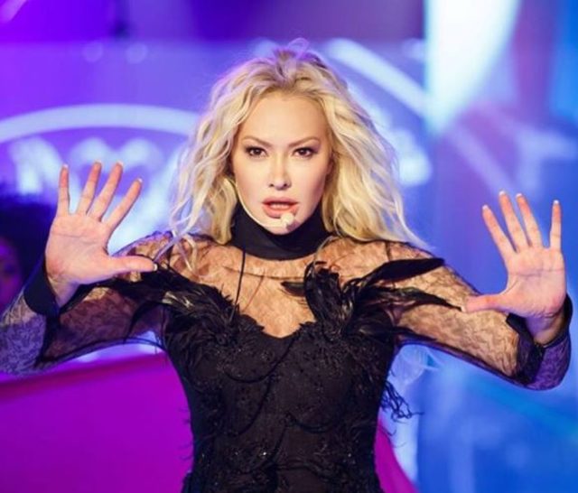 Aylin Coşkun�un makyajsız hali şaşırttı