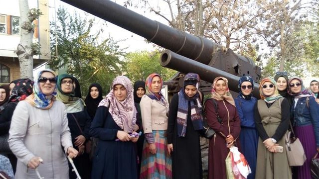 Kız Kur’an kursu kursiyerlerine Çanakkale gezisi