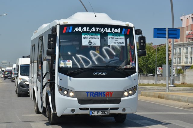 Servis sürücülerinden çocuk istismarlarına tepki konvoyu
