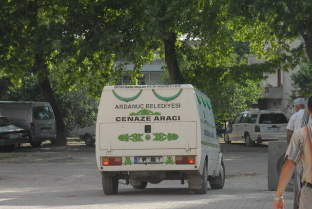Artvin’de kenenin ısırdığı çiftçi öldü