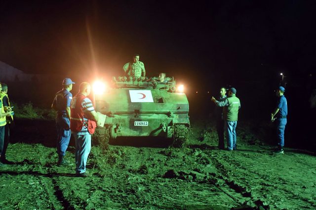 Tekirdağ'da yolcu treninin 5 vagonu devrildi: 10 ölü, 73 yaralı (7)