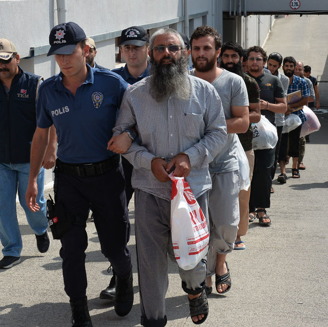 Operasyonda yakalanan DEAŞ üyeleri, yaralı Suriyelileri dolandırmış