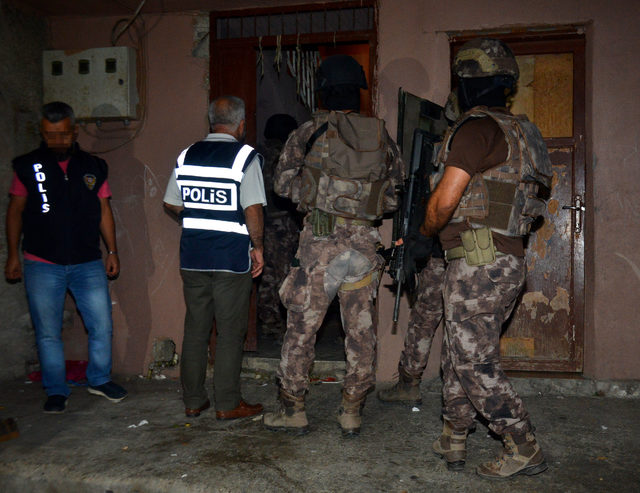 Operasyonda yakalanan DEAŞ üyeleri, yaralı Suriyelileri dolandırmış