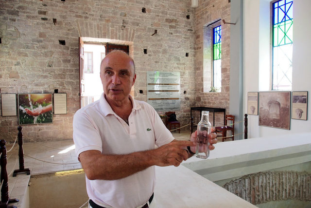 Tarihi ayazmanın suyu şişelenip satılıyor
