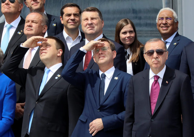 2018-07-11T124108Z_1240480596_RC15B8084F10_RTRMADP_3_NATO-SUMMIT