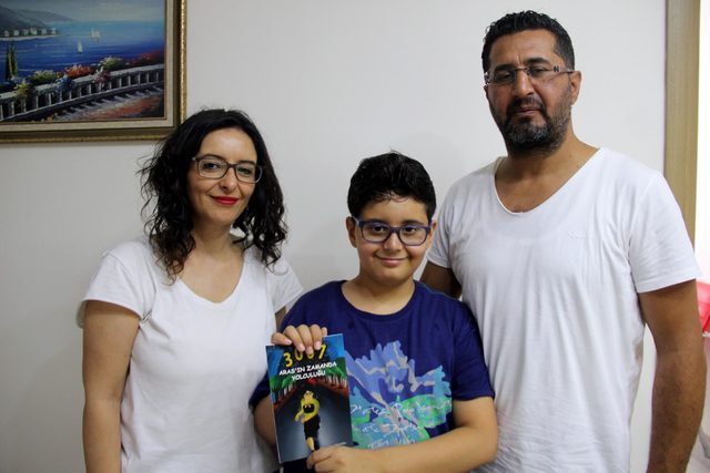 11 yaşındaki Ahmet Aras, kendi kitabını yazdı