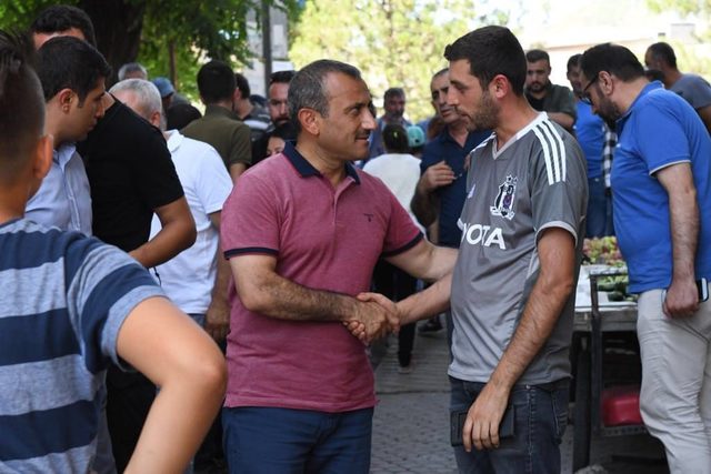 Tunceli Valisi, zabıta ile tartışan esnafı ziyaret etti