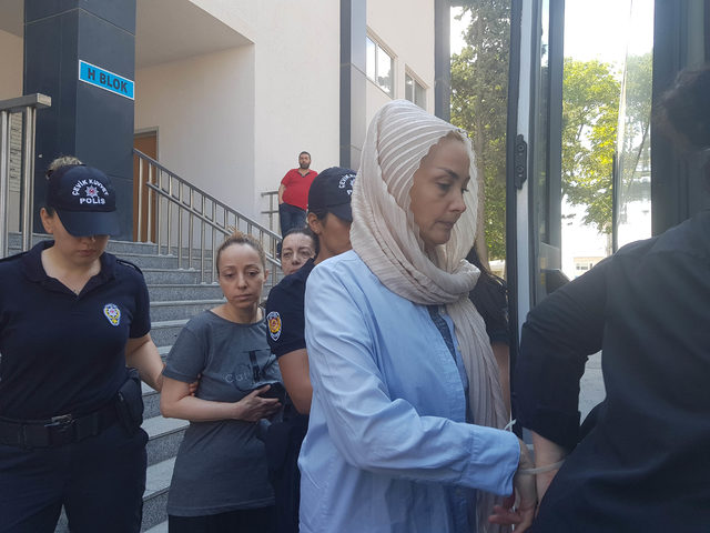 Adnan Oktar'a yönelik operasyon: Kadınlar sağlık kontrolünden geçirildi