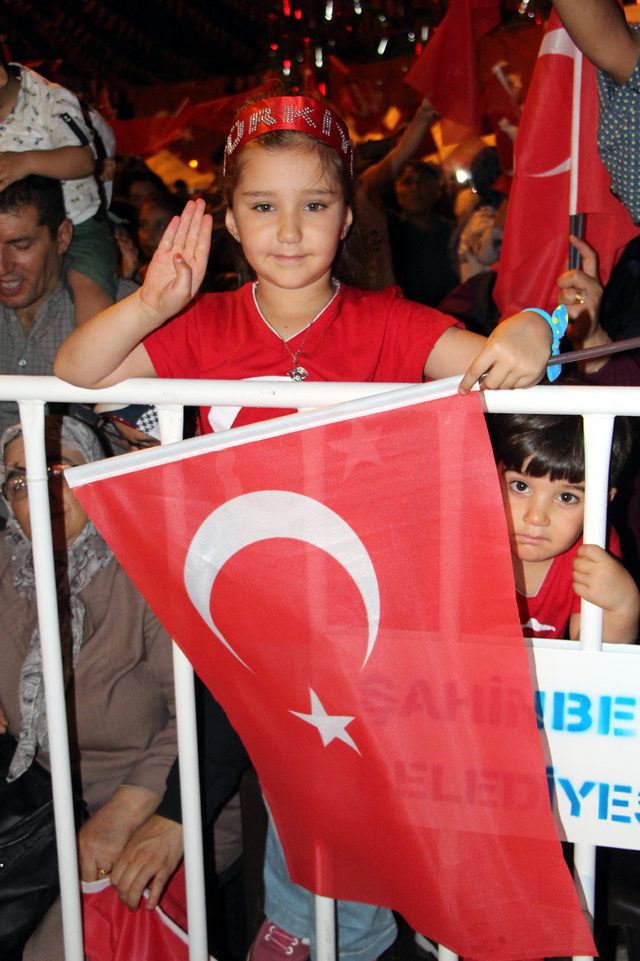 Gaziantep'te 15 Temmuz coşkuyla kutlandı