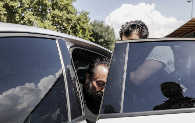 Adnan Oktar sağlık kontrolünden geçirildi