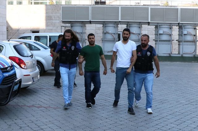 Otomobilde 3 kilo eroin ele geçirildi