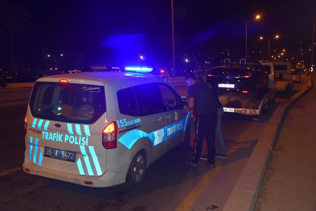 Otomobilin çarptığı 2 yaya, hayatını kaybetti