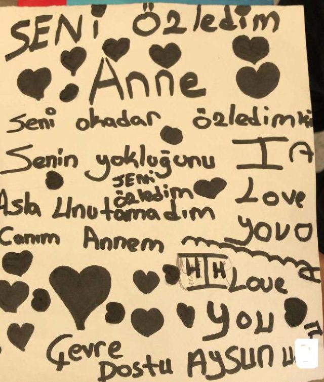 Liseli Samet, öldürülen annesine özlem notu bırakıp intihar etti