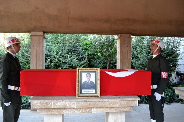 Kazada hayatını kaybeden astsubay son yolculuğuna uğurlandı