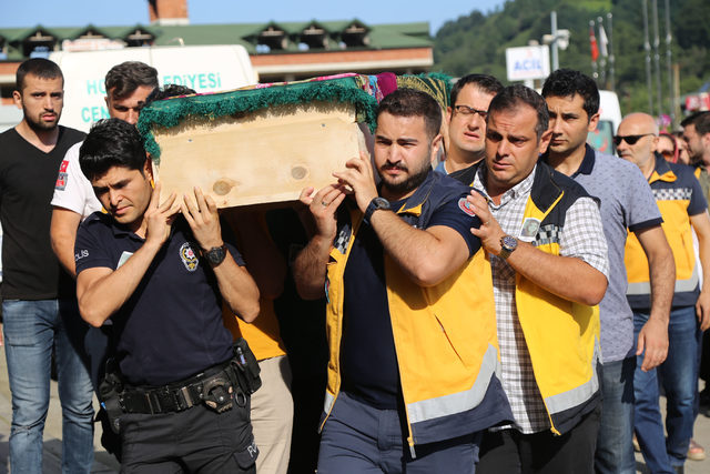 Kazada ölen 112 çalışanı Tuğba’ya hüzünlü tören
