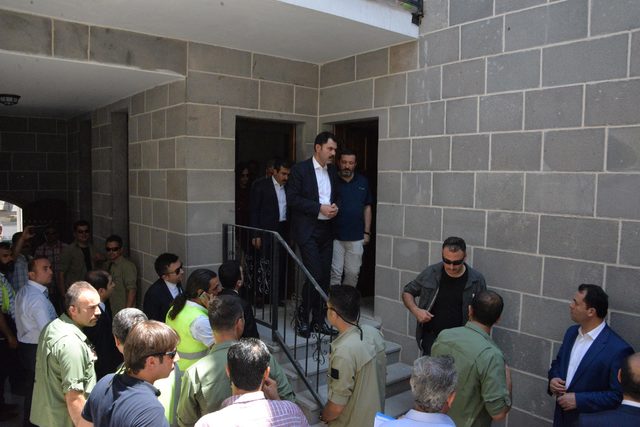 Bakan Kurum: Sur'da inşaat çalışmalarını hızla tamamlayacağız