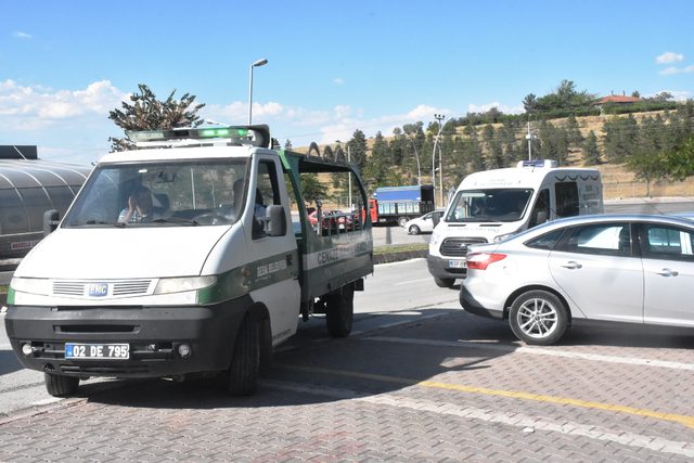 Arazi tartışmasında ailesini katletti: 5 ölü (3)