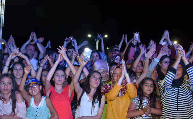 Edremit 'Sahil Kordonu Projesi'nin açılışı yapıldı