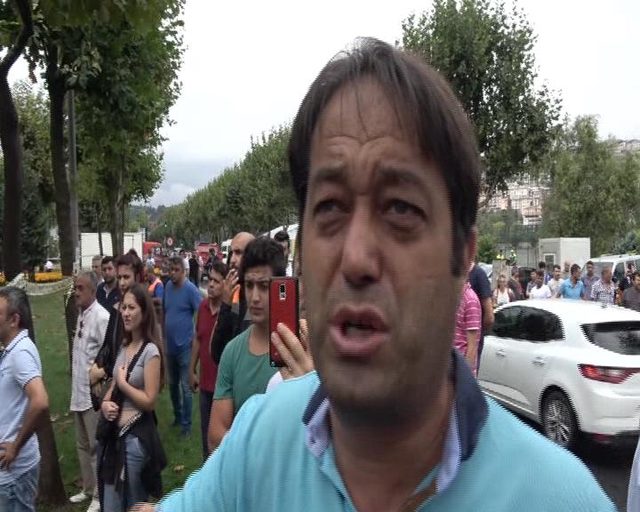Çökme tehlikesi geçiren binanın sahibi konuştu