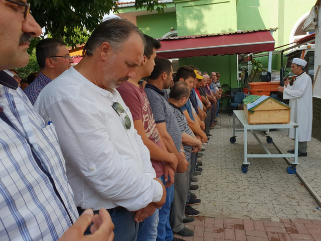 Miras kavgası kurbanı kardeşler toprağa verildi
