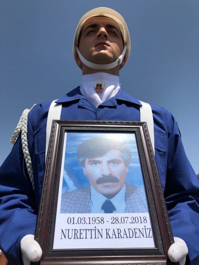 Şehit kepçe operatörü, son yolculuğuna uğurlandı (2)- Yeniden