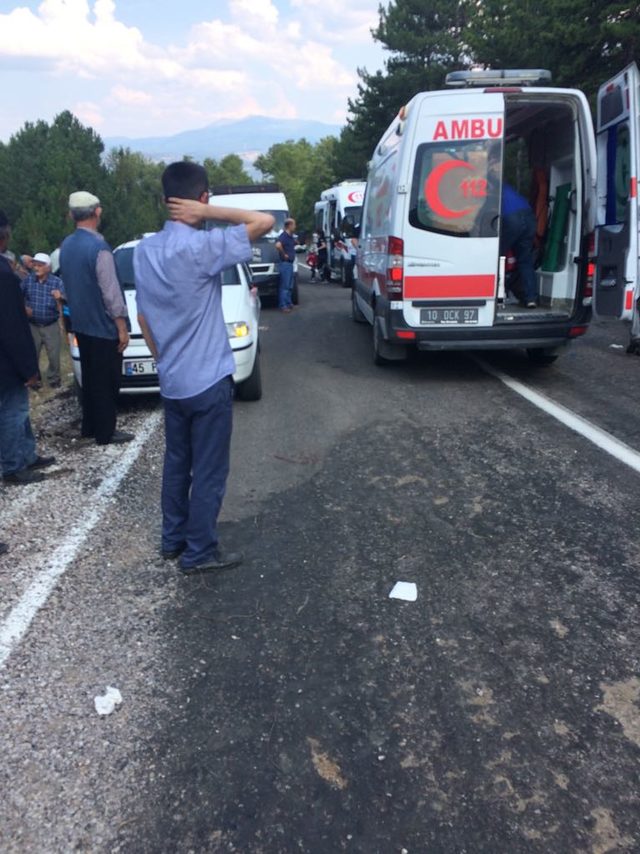   19659006] The minibus carrying the spinners of the stunned: 2 dead, 8 wounded 