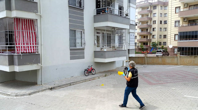 2 çocuk annesi, 5'inci kattan ölüme atladı