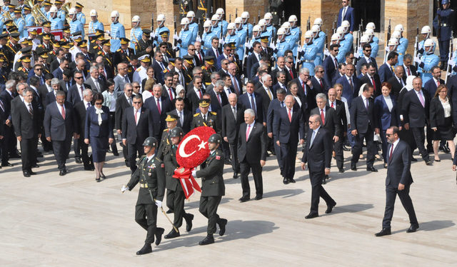 Erdoğan: Tehdit ve saldırılar, bizi hedeflerimizden alıkoyamayacak