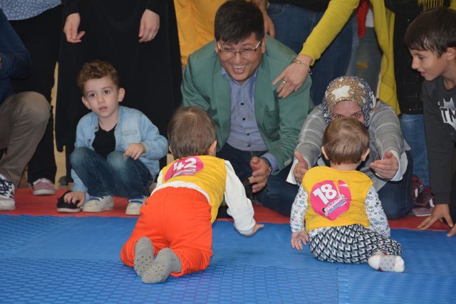 Bilecik Haberleri: Bilecikte bebek emekleme yarışması 28